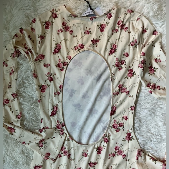 WeWoreWhat Cream Long Sleeve Gown for Wedding Guests | Size Small - Picture 6 of 10